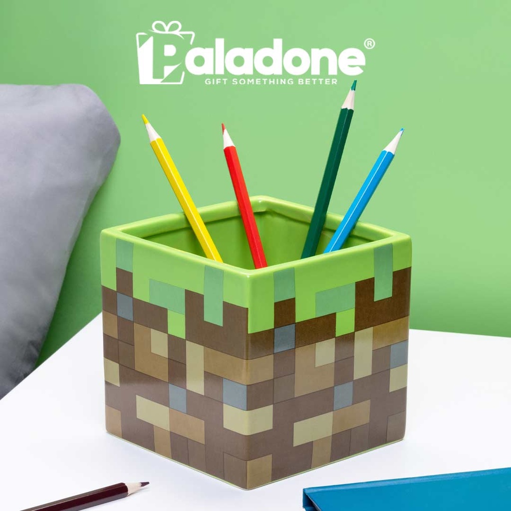 Paladone Minecraft Grass Block Pen and Plant Pot
