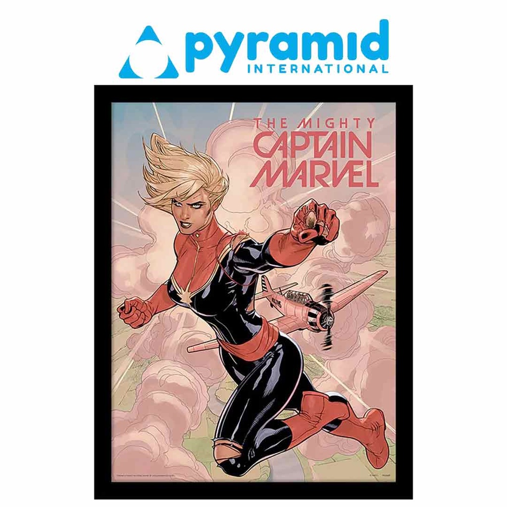 Pyramid - Captain Marvel Flight (Wooden Frame)