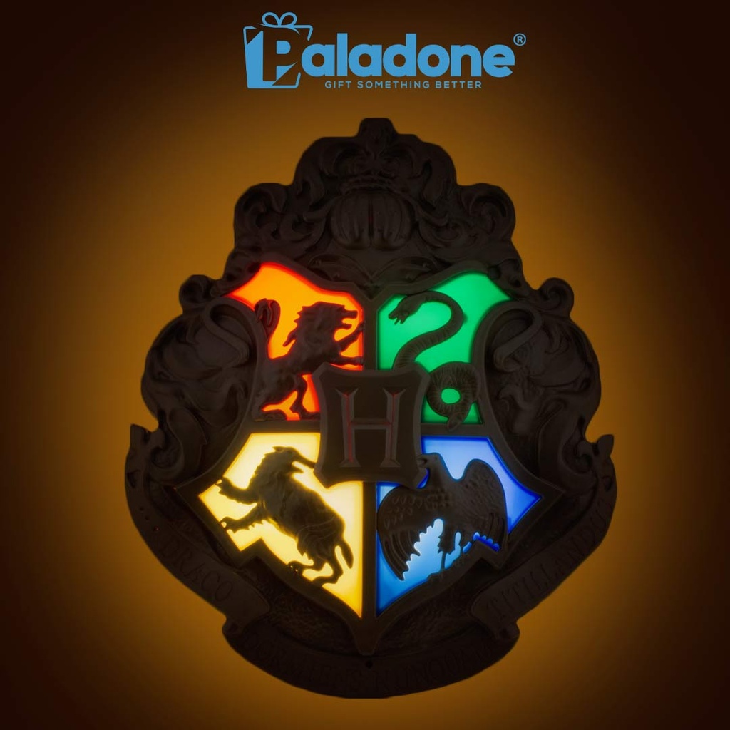 Paladone Harry Potter Crest Light with Wand Remote