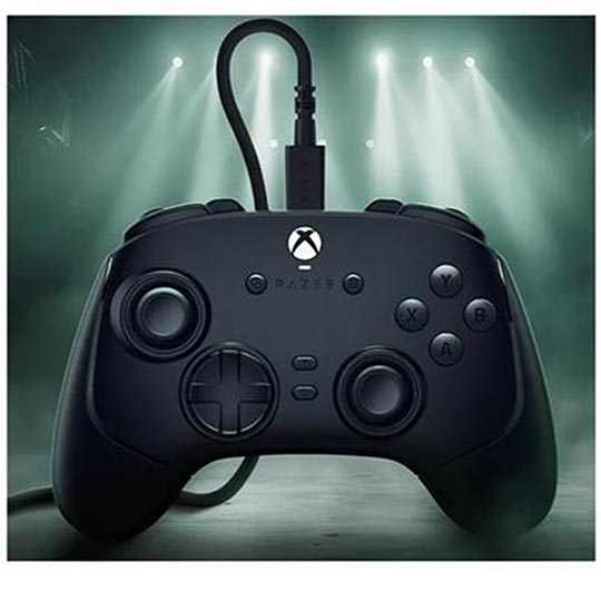 Razer Wolverine V3 Wired Esports Controller Tournament Edition - Black