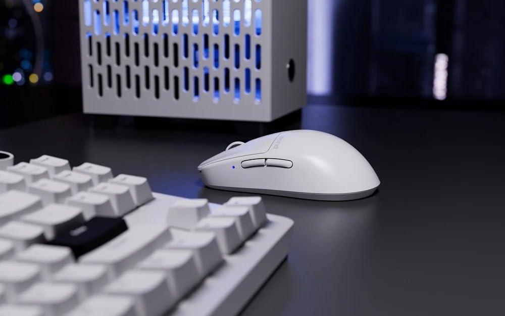 Pulsar X2 Gaming Mouse v3 Size2 White