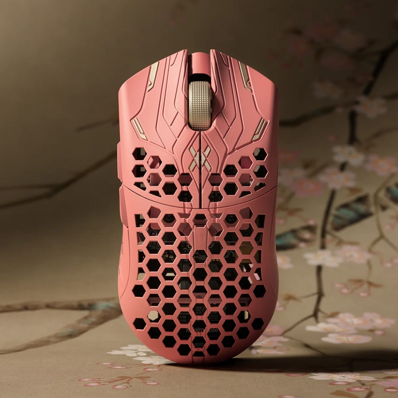 Finalmouse UltralightX Sakura S